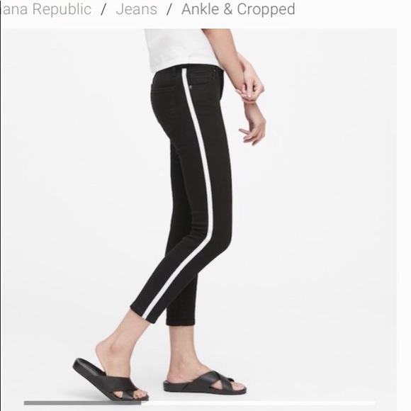Banana Republic Denim - BANANA REPUBLIC PREMIUM DEMIN MID RISE SKINNY JEAN
